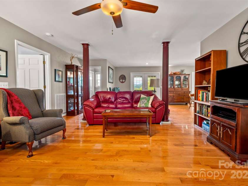 167 Balfour Drive, Rutherfordton, NC 28139.  MLS# CAR4306976, YatesRealty ID 6403. 