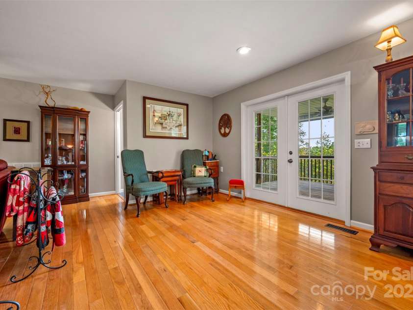 167 Balfour Drive, Rutherfordton, NC 28139.  MLS# CAR4306976, YatesRealty ID 6403. 