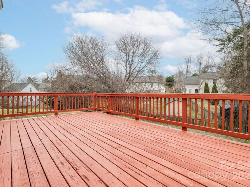 8702 Wood Sorrel Court, Matthews, NC 28105.  MLS# CAR4210480, YatesRealty ID 6403. 