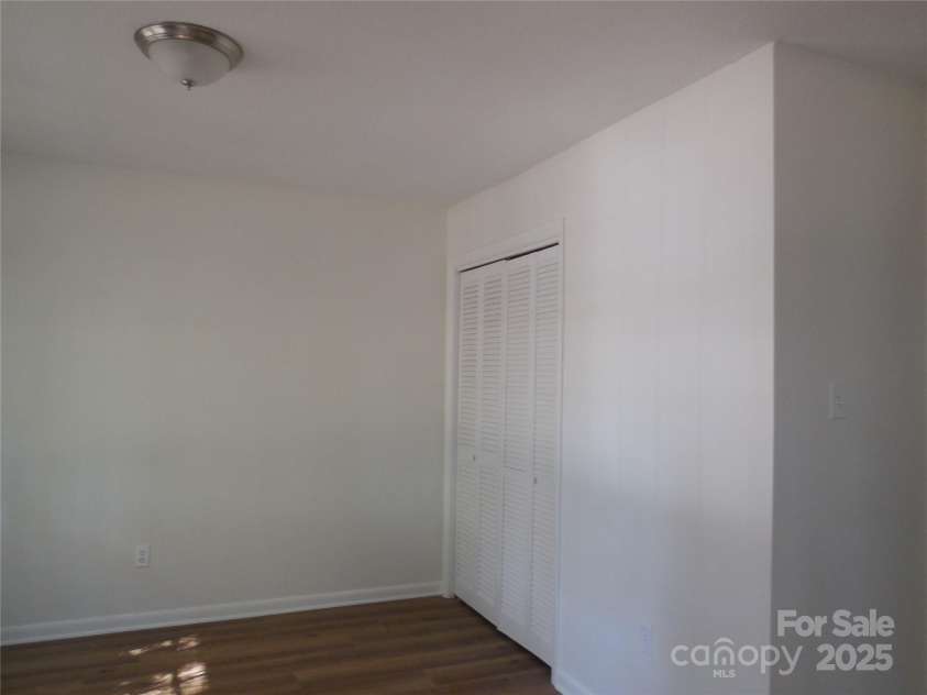 2208 Community Park Drive, Matthews, NC 28104.  MLS# CAR4323260, YatesRealty ID 6405. 