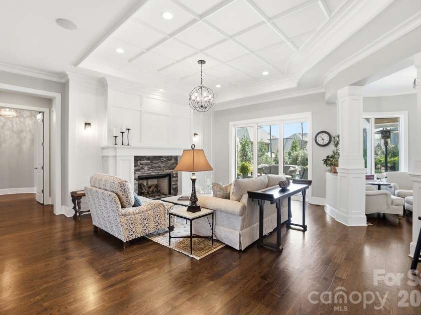 13124 Davidson Park Drive, Davidson, NC 28036.  MLS# CAR4356730, YatesRealty ID 6406. 