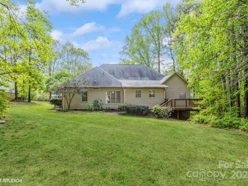 122 Woodstork Cove Road, Mooresville, NC 28117.  MLS# CAR4237078, YatesRealty ID 6407. Backyard