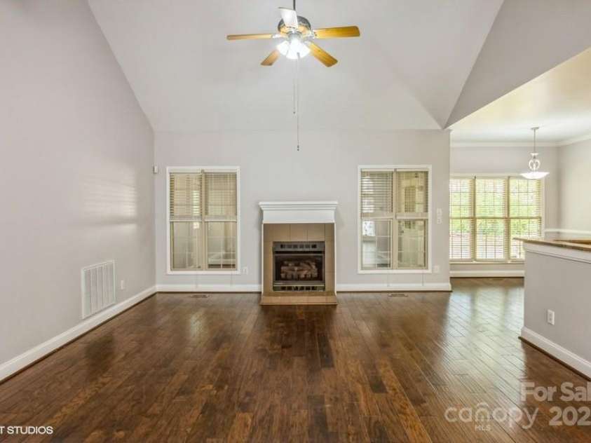 122 Woodstork Cove Road, Mooresville, NC 28117.  MLS# CAR4237078, YatesRealty ID 6407. Living room