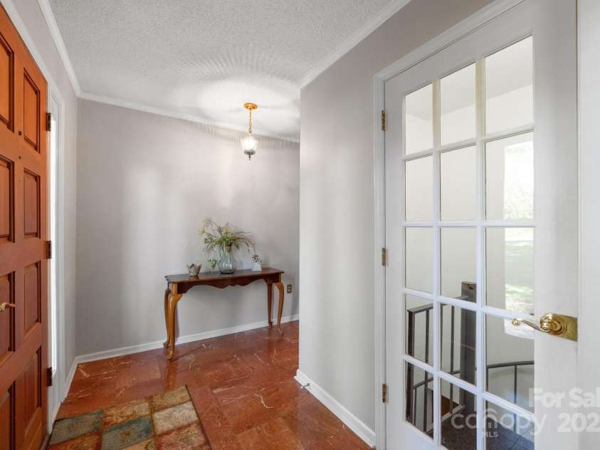 118 Lakewood Drive, Kings Mountain, NC 28086.  MLS# CAR4241984, YatesRealty ID 6408. 