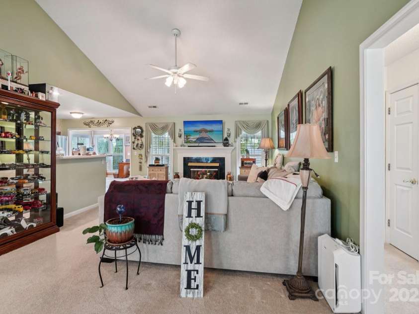 133 Stonehollow Road, Fletcher, NC 28732.  MLS# CAR4242781, YatesRealty ID 6408. 