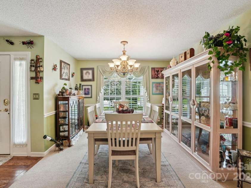 133 Stonehollow Road, Fletcher, NC 28732.  MLS# CAR4242781, YatesRealty ID 6408. 