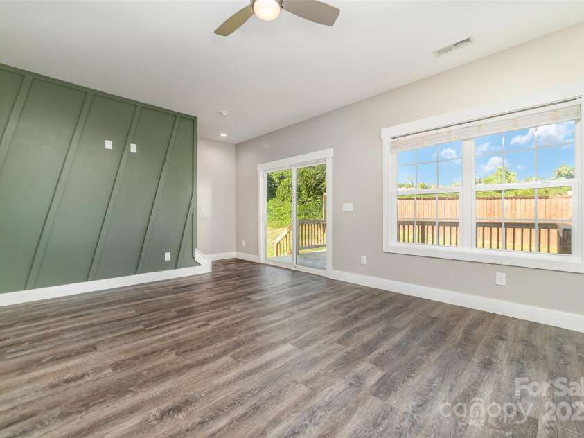 1003 Hunter Valley Road, Shelby, NC 28150.  MLS# CAR4306472, YatesRealty ID 641. 