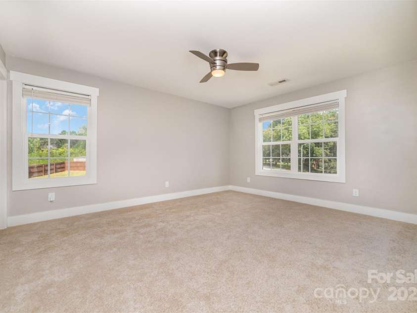 1003 Hunter Valley Road, Shelby, NC 28150.  MLS# CAR4306472, YatesRealty ID 641. Primary Suite