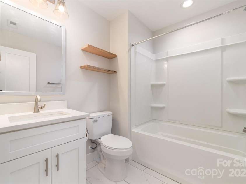 1003 Hunter Valley Road, Shelby, NC 28150.  MLS# CAR4306472, YatesRealty ID 641. Second Bath (upstairs)