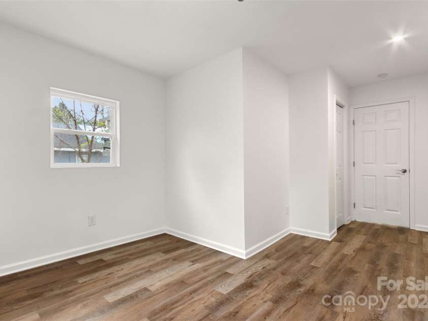 647 Simpson Street, Rock Hill, SC 29730.  MLS# CAR4199240, YatesRealty ID 641. 