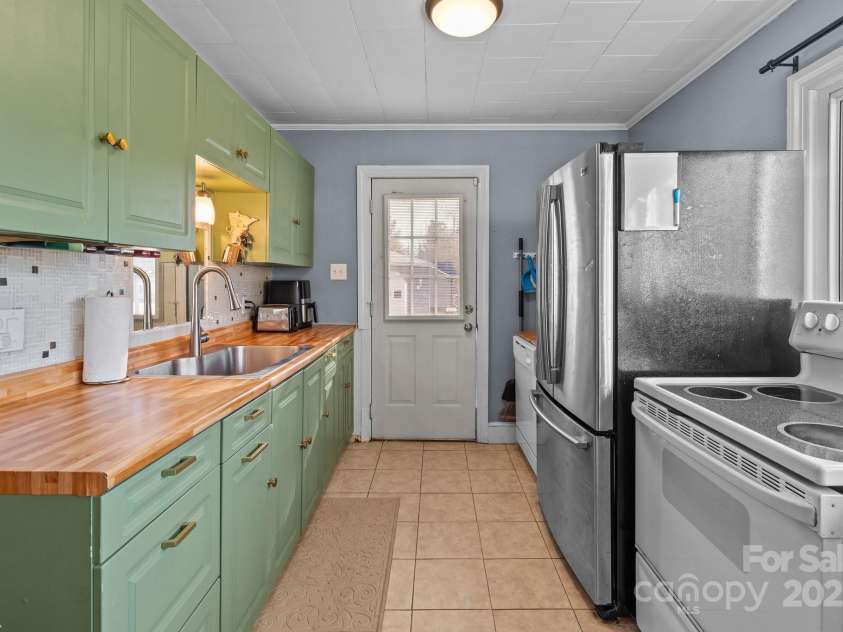 120 Moyle Avenue, Salisbury, NC 28146.  MLS# CAR4217634, YatesRealty ID 6410. 