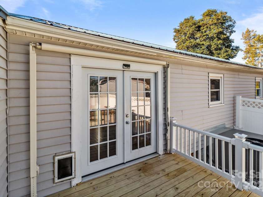 120 Moyle Avenue, Salisbury, NC 28146.  MLS# CAR4217634, YatesRealty ID 6410. 