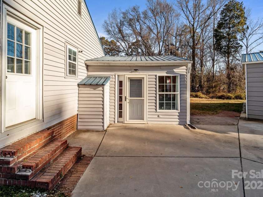120 Moyle Avenue, Salisbury, NC 28146.  MLS# CAR4217634, YatesRealty ID 6410. 