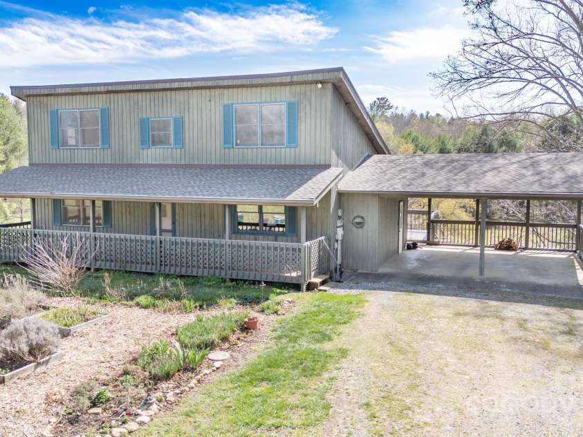 525 Patton Valley Drive, Nebo, NC 28761.  MLS# CAR4246810, YatesRealty ID 6411. 