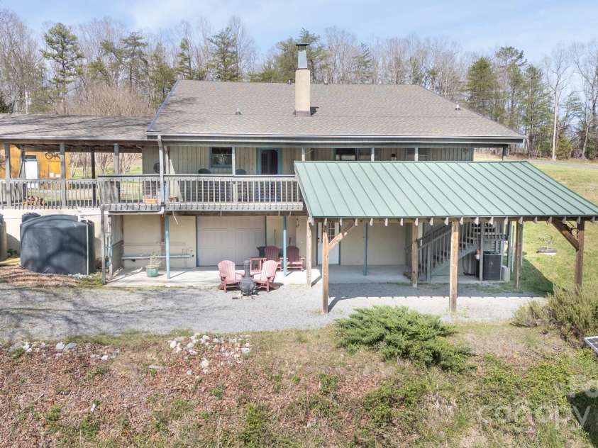 525 Patton Valley Drive, Nebo, NC 28761.  MLS# CAR4246810, YatesRealty ID 6411. 