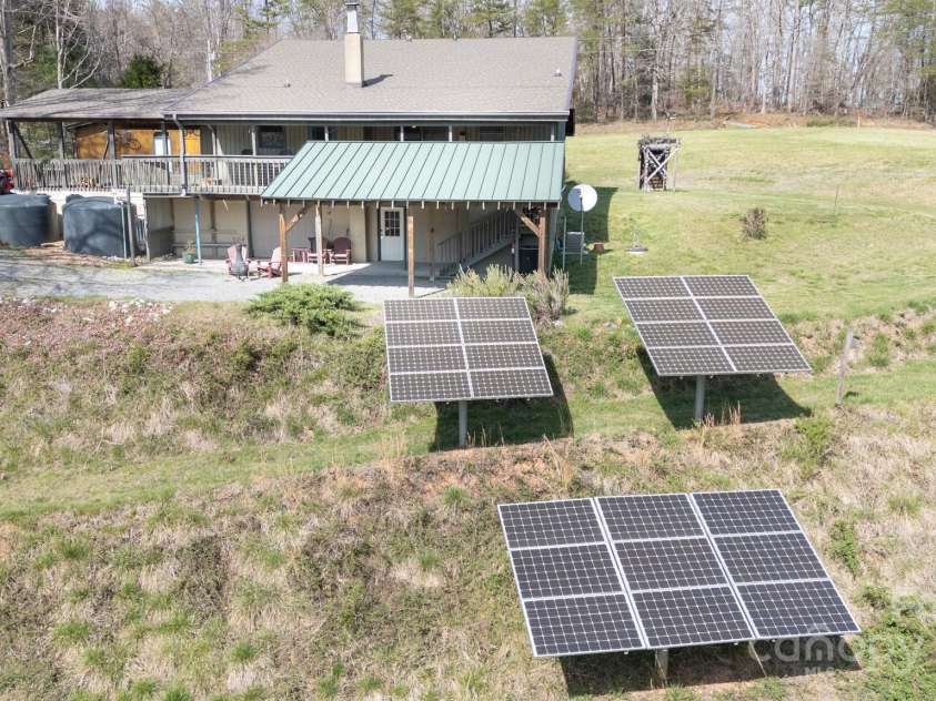 525 Patton Valley Drive, Nebo, NC 28761.  MLS# CAR4246810, YatesRealty ID 6411. 