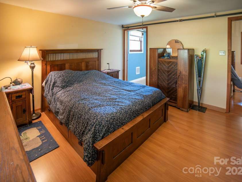 525 Patton Valley Drive, Nebo, NC 28761.  MLS# CAR4246810, YatesRealty ID 6411. 