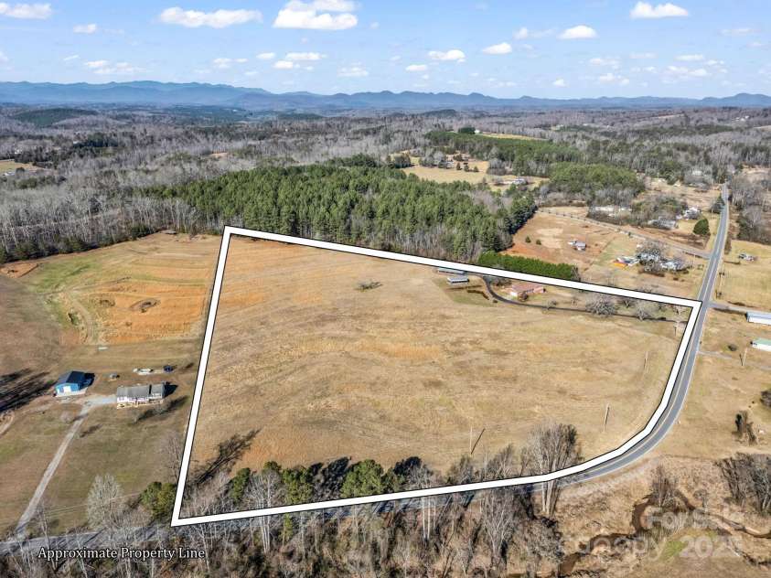 1504 Maple Creek Road, Rutherfordton, NC 28139.  MLS# CAR4330393, YatesRealty ID 6413. 