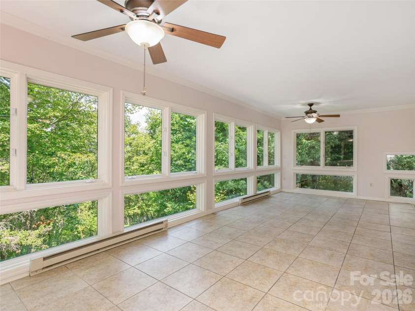204 Greenleaf Drive, Flat Rock, NC 28731.  MLS# CAR4349338, YatesRealty ID 6415. 