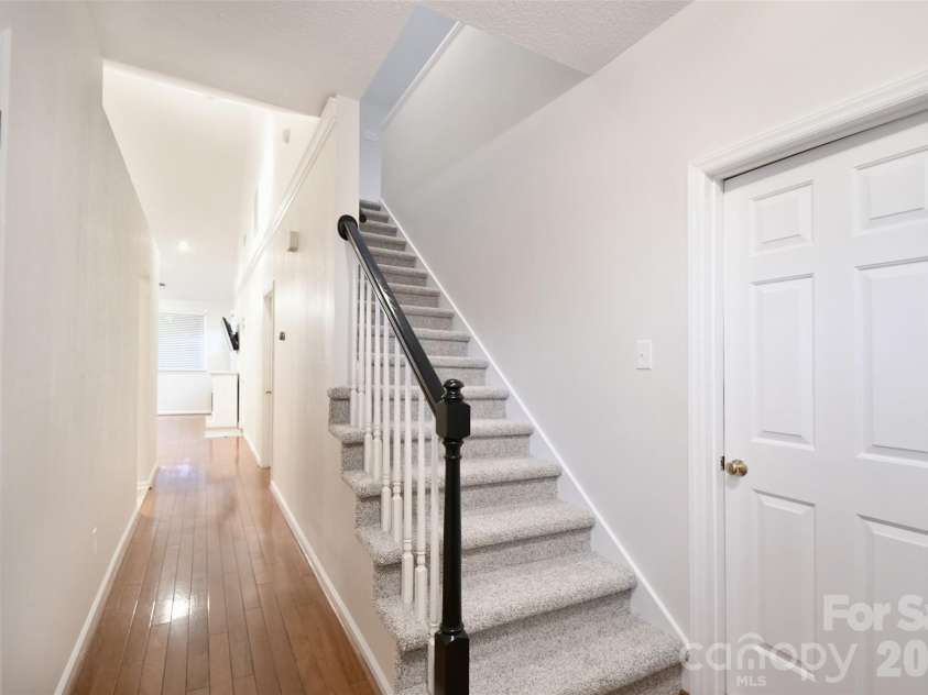 19968 Oak Leaf Circle, Cornelius, NC 28031.  MLS# CAR4362083, YatesRealty ID 6416. 