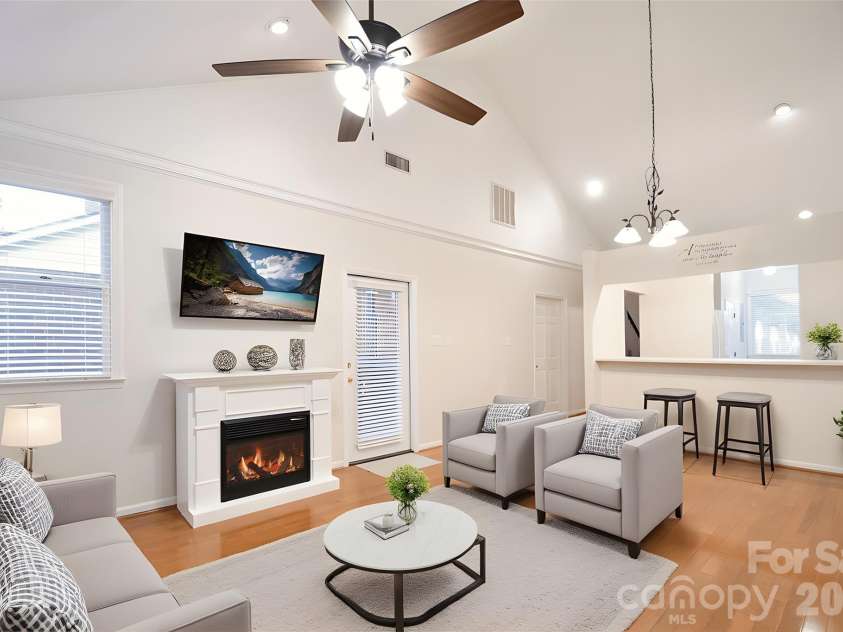 19968 Oak Leaf Circle, Cornelius, NC 28031.  MLS# CAR4362083, YatesRealty ID 6416. 