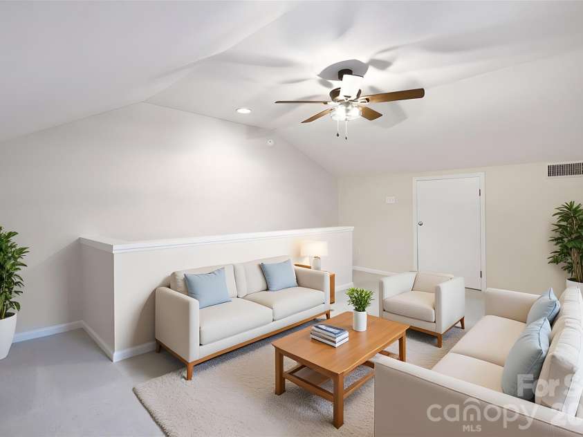 19968 Oak Leaf Circle, Cornelius, NC 28031.  MLS# CAR4362083, YatesRealty ID 6416. 