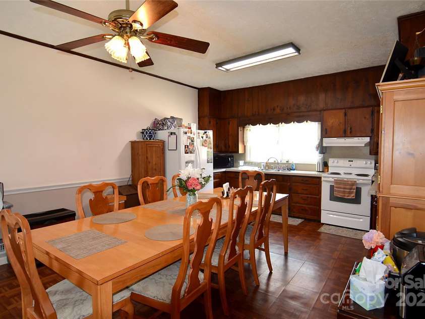 5360 Franklin Place, Collettsville, NC 28611.  MLS# CAR4240351, YatesRealty ID 6416. 