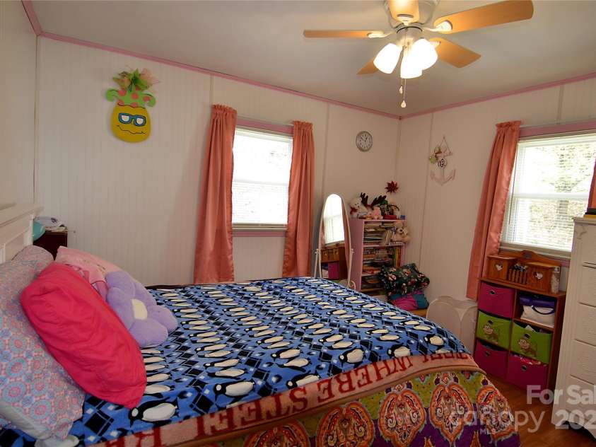 5360 Franklin Place, Collettsville, NC 28611.  MLS# CAR4240351, YatesRealty ID 6416. BR2