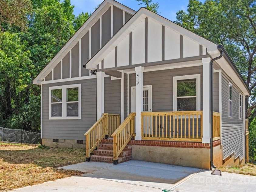 412 Royal Street, Salisbury, NC 28144.  MLS# CAR4144532, YatesRealty ID 6417. Actual Home