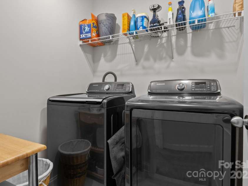 111 Old Field Road, Statesville, NC 28677.  MLS# CAR4222905, YatesRealty ID 6418. Laundry room