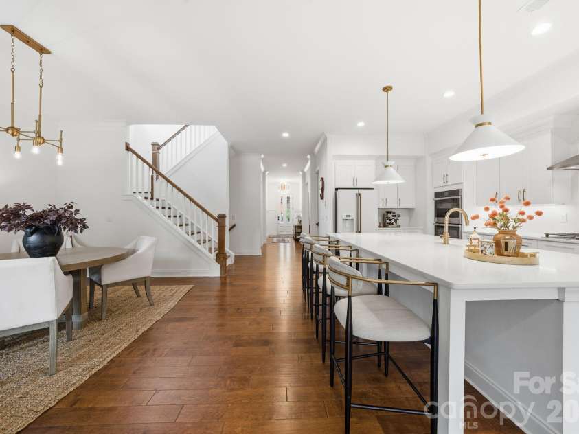 16515 Munson Hill Road, Charlotte, NC 28278.  MLS# CAR4393885, YatesRealty ID 6418. 
