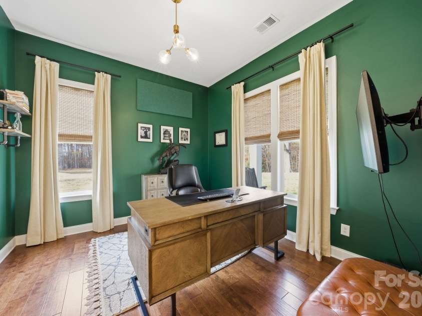 16515 Munson Hill Road, Charlotte, NC 28278.  MLS# CAR4393885, YatesRealty ID 6418. Bedroom #2 Main Level