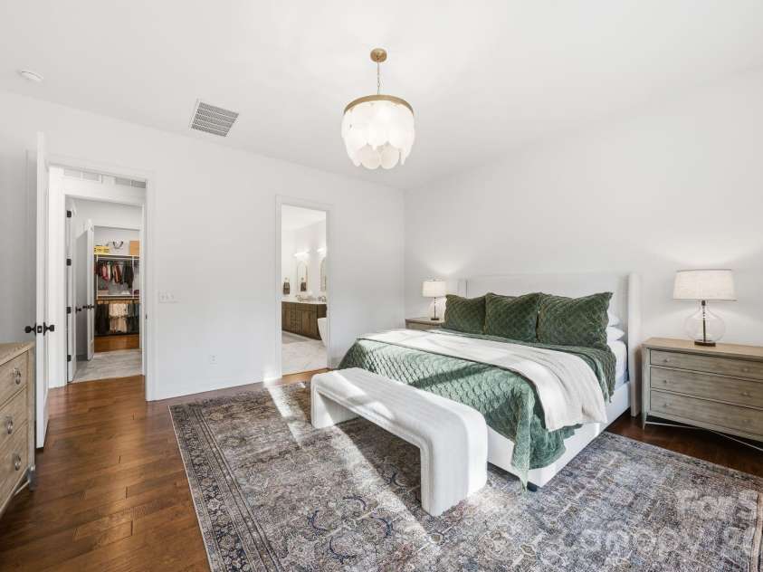 16515 Munson Hill Road, Charlotte, NC 28278.  MLS# CAR4393885, YatesRealty ID 6418. Primary Bedroom Main Level