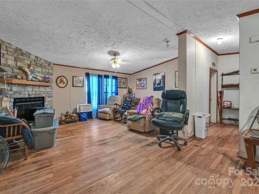 2571 Major Evans Road, Lancaster, SC 29720.  MLS# CAR4329490, YatesRealty ID 642. 