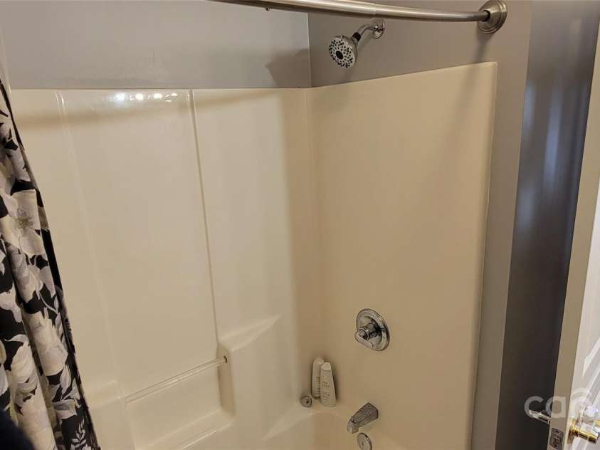 2306 Deermouse Way, Hendersonville, NC 28792.  MLS# CAR4205142, YatesRealty ID 6420. 