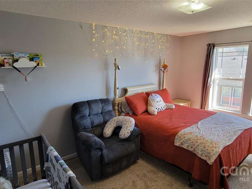 2306 Deermouse Way, Hendersonville, NC 28792.  MLS# CAR4205142, YatesRealty ID 6420. 