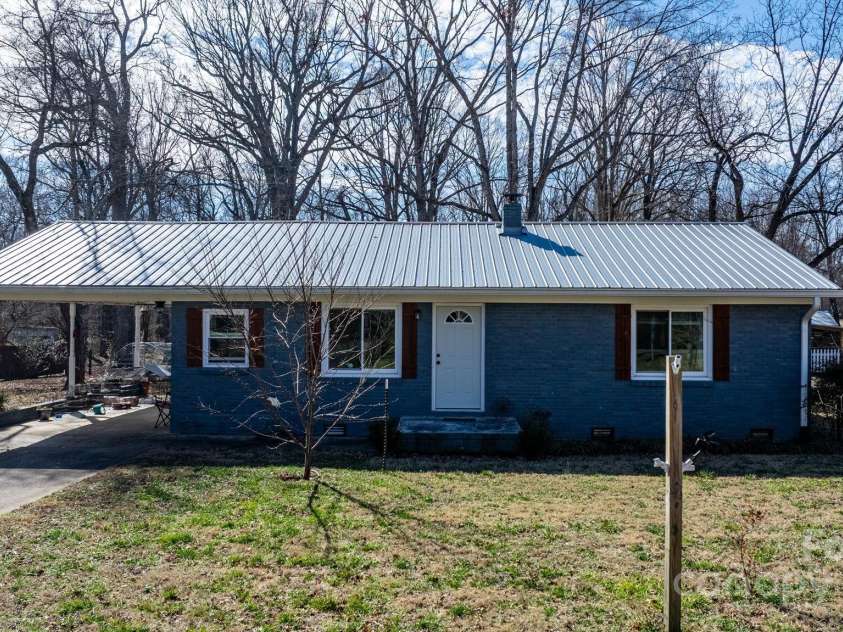 3021 Tryon Courthouse Road, Bessemer City, NC 28016.  MLS# CAR4217769, YatesRealty ID 6422. 