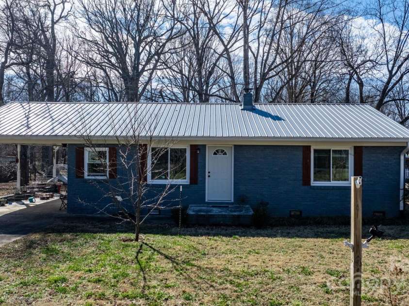 3021 Tryon Courthouse Road, Bessemer City, NC 28016.  MLS# CAR4217769, YatesRealty ID 6422. 