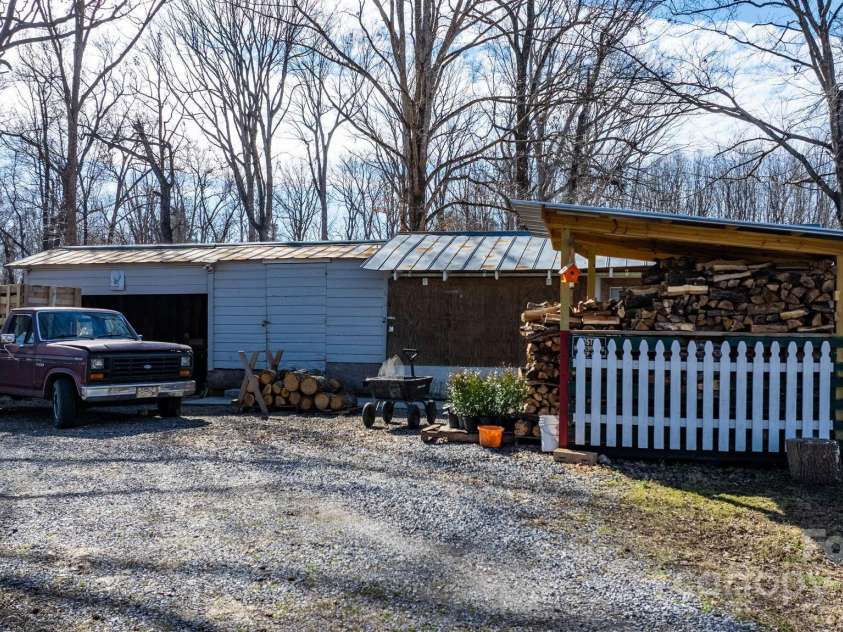 3021 Tryon Courthouse Road, Bessemer City, NC 28016.  MLS# CAR4217769, YatesRealty ID 6422. 