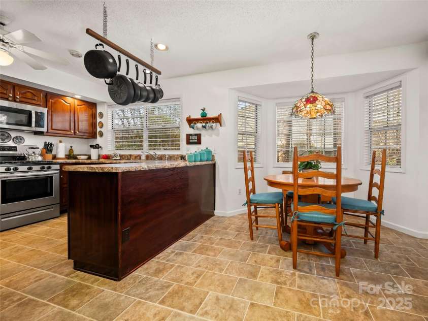 3 Pebble Beach Court, Etowah, NC 28729.  MLS# CAR4221131, YatesRealty ID 6423. 