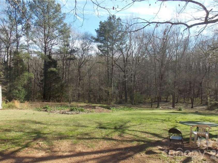 4350 Cureton Ferry Road, Catawba, SC 29704.  MLS# CAR4343018, YatesRealty ID 6424. 