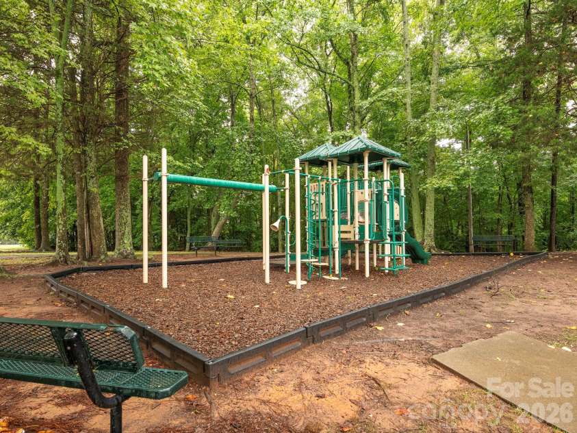 7941 Mossycup Drive, Charlotte, NC 28215.  MLS# CAR4292875, YatesRealty ID 6426. Community Playground