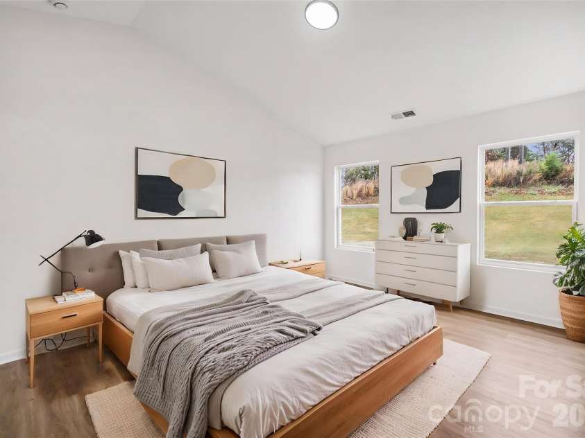 7941 Mossycup Drive, Charlotte, NC 28215.  MLS# CAR4292875, YatesRealty ID 6426. Primary Bedroom *Virtually Staged*