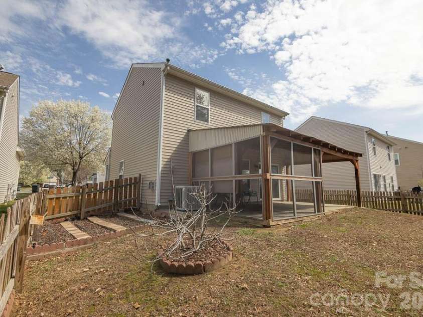 3733 Catawba Creek Drive, Gastonia, NC 28056.  MLS# CAR4341813, YatesRealty ID 6428. 