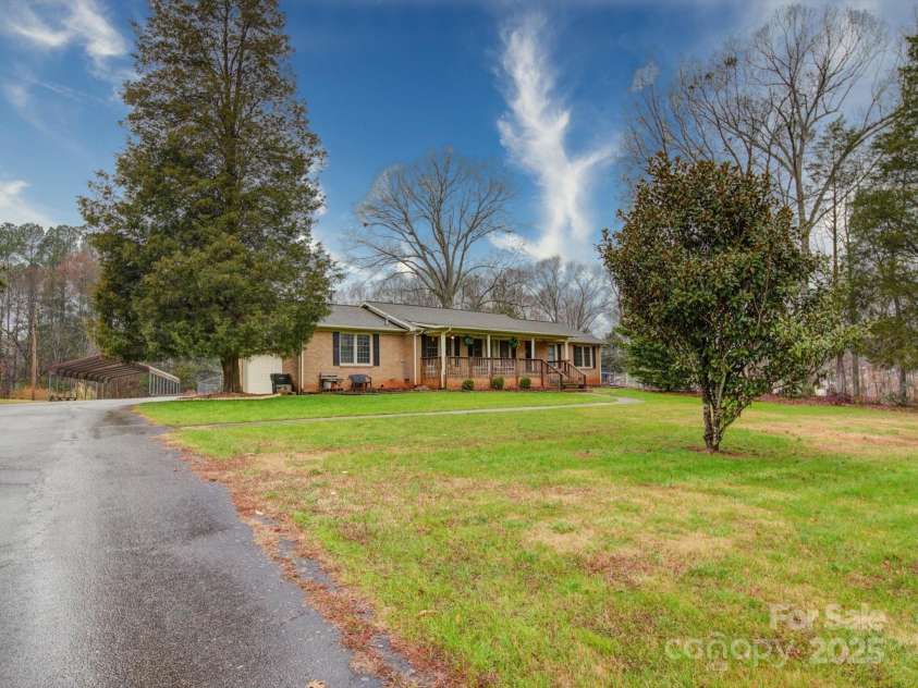 1115 Kelly Road, Mount Holly, NC 28120.  MLS# CAR4237453, YatesRealty ID 6429. 