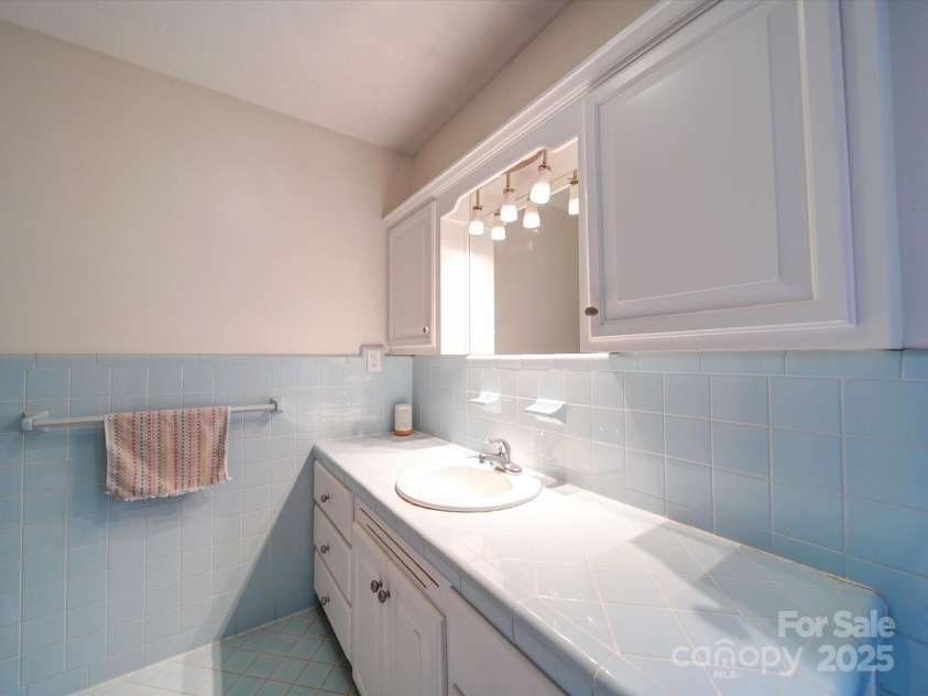 1115 Kelly Road, Mount Holly, NC 28120.  MLS# CAR4237453, YatesRealty ID 6429. 