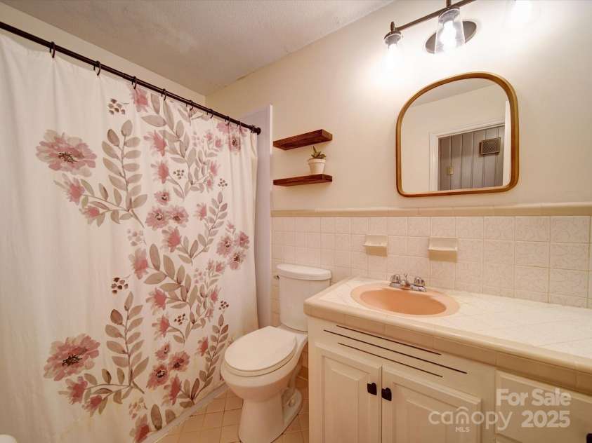 1115 Kelly Road, Mount Holly, NC 28120.  MLS# CAR4237453, YatesRealty ID 6429. 