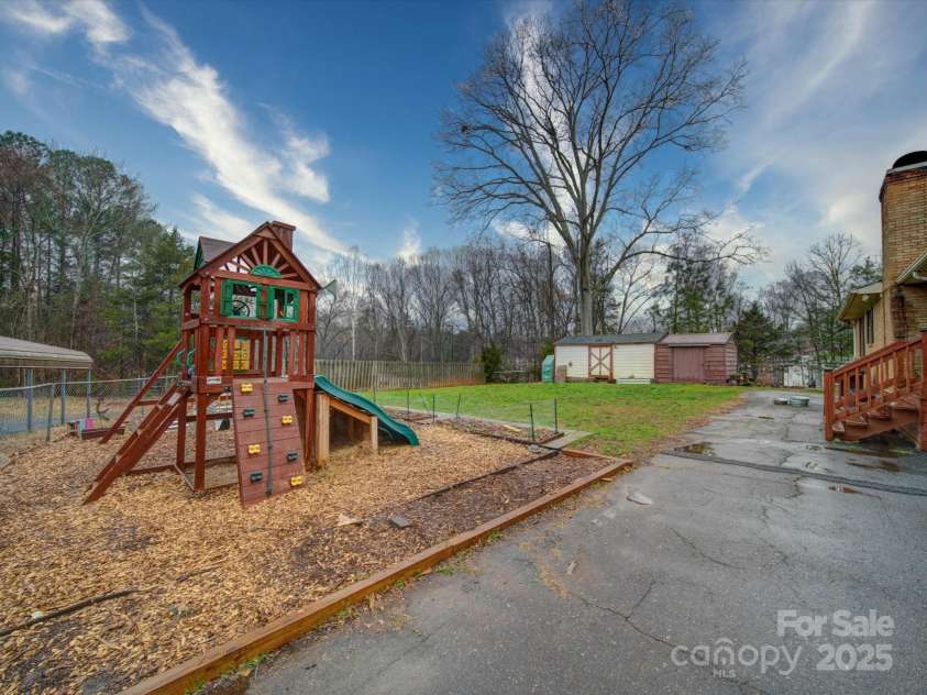 1115 Kelly Road, Mount Holly, NC 28120.  MLS# CAR4237453, YatesRealty ID 6429. 