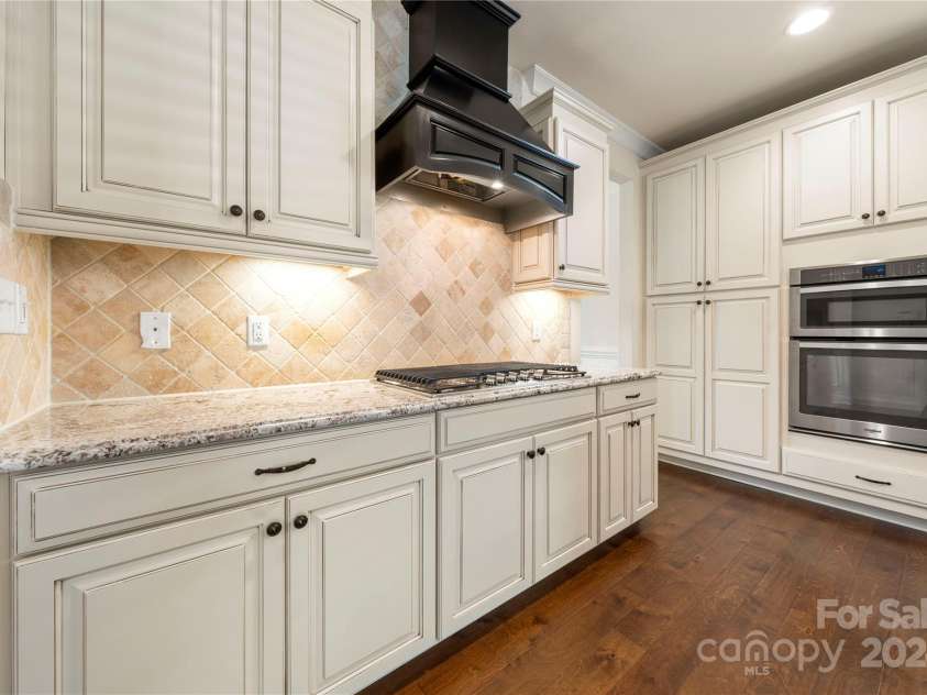 1218 Kings Grove Drive, York, SC 29745.  MLS# CAR4208306, YatesRealty ID 6434. 