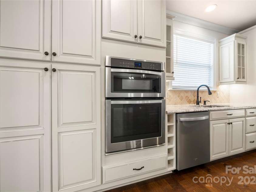 1218 Kings Grove Drive, York, SC 29745.  MLS# CAR4208306, YatesRealty ID 6434. 